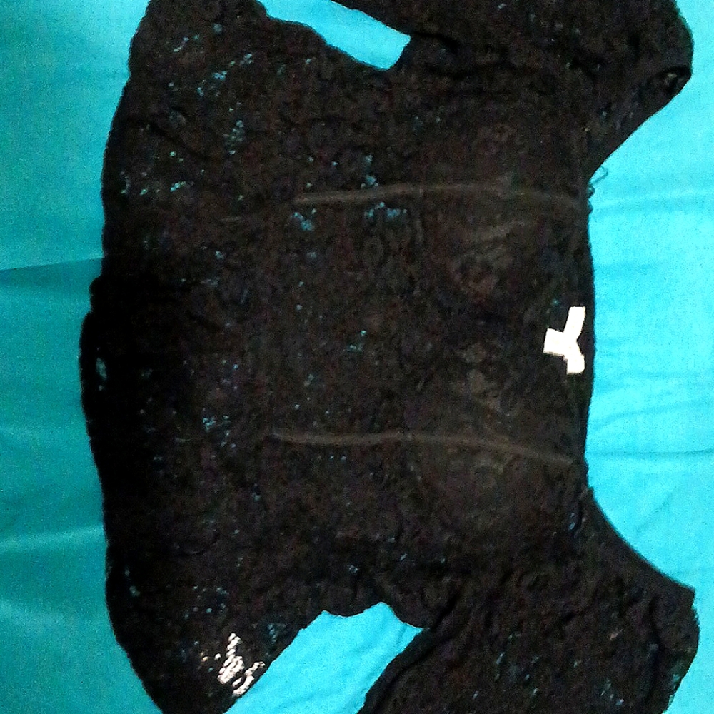 Black lace, of the shoulder, 3/4 sleeve top